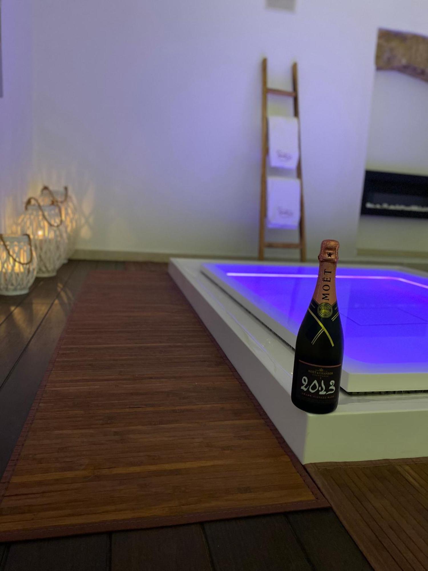 Suite87 Mesagne Extérieur photo